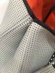 BAGGAGE BTQ- NEOPRENE TOTE | LIGHT GREY WITH ORANGE